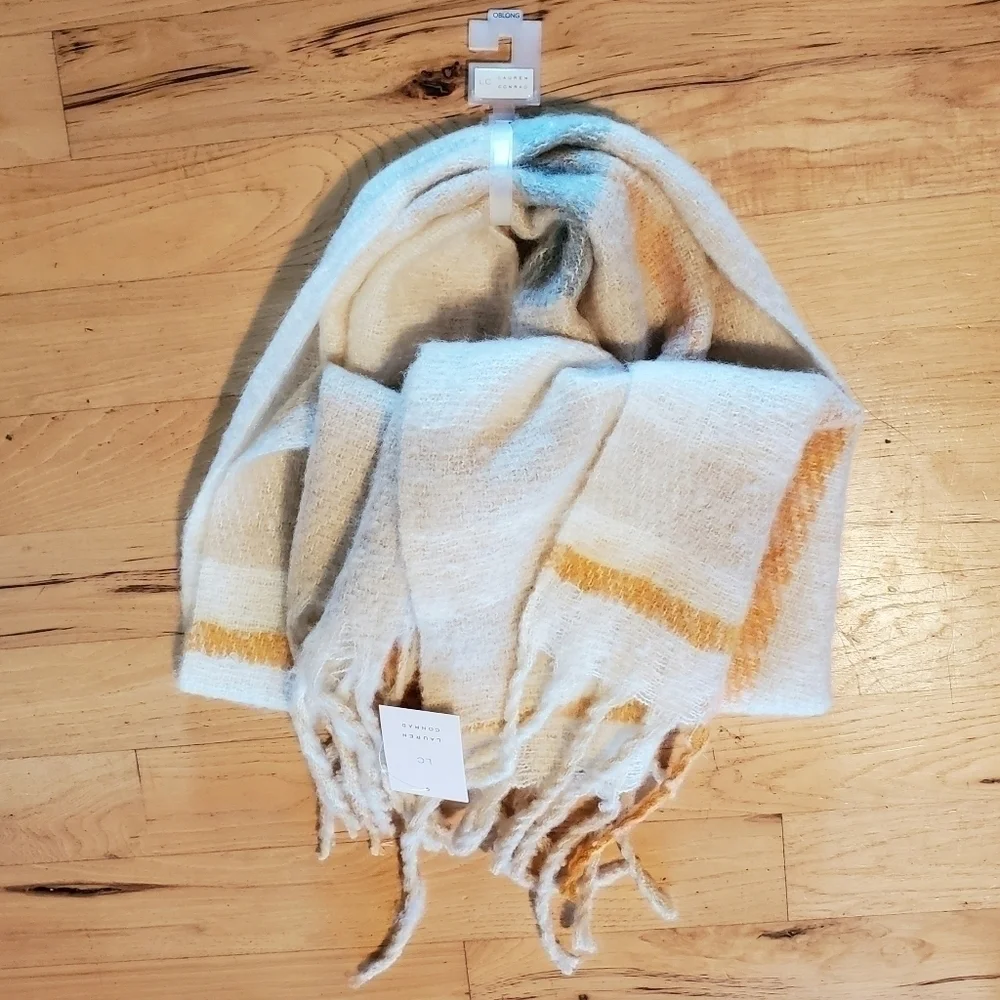 Lauren Conrad LC Cream Beige Seafoam Green Plaid Blanket Scarf Wrap NWT